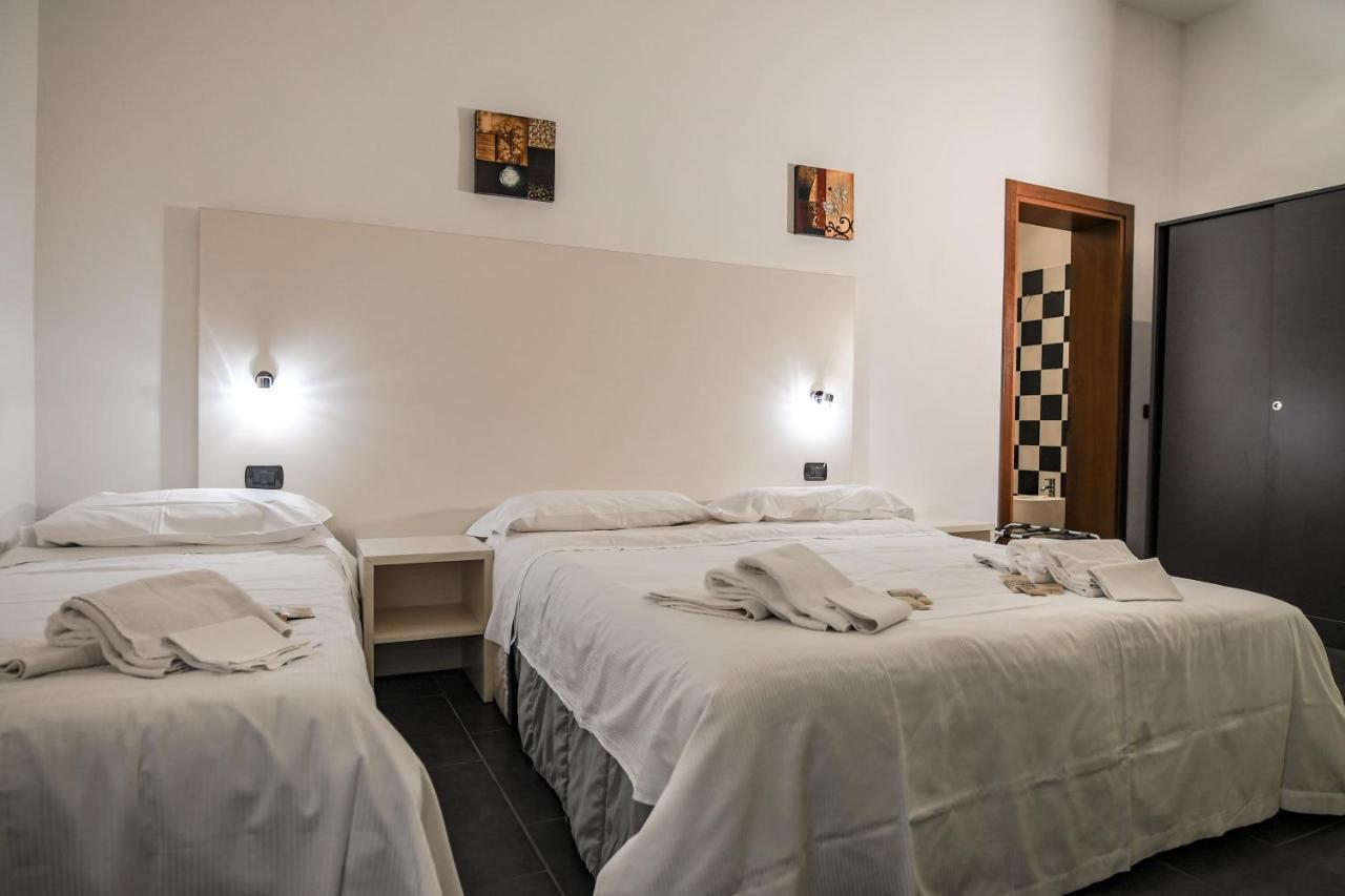 Zen Hotel Ferrara Ngoại thất bức ảnh