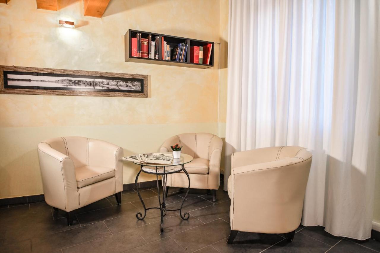 Zen Hotel Ferrara Ngoại thất bức ảnh